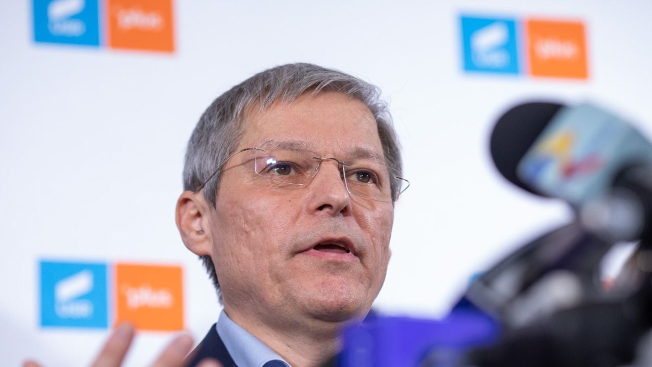 Sorin Grindeanu, despre speculația că Dacian Cioloș ar putea fi numit la șefia SRI sau SIE: Nu cred că e valabilă. Se vede pe fața mea că nu-mi place? E dreptul președintelui să propună, dar Parlamentul votează