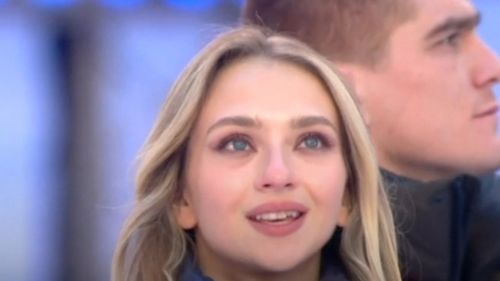 Campioană olimpică la patinaj, Victoria Sinitsina a fost prezentă la mitingul organizat de Putin pe stadionul din Luzhniki / „Absolut rușinos”, i-au reproșat fanii patinajului artistic