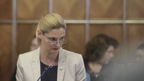 Războaiele cu UE ale Ramonei Mănescu, varianta luată în calcul de Viorica Dăncilă pentru postul de comisar european în cazul respingerii celor două propuneri