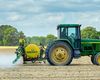 Comisia Europeană recunoaște blocajele din autorizarea pesticidelor și pregătește reguli mai stricte / Oficial: „Sistemul trebuie ajustat pentru a funcționa mai bine”