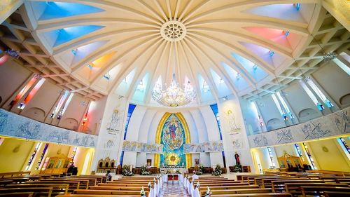 Iaşi: Slujbele de la Catedrala Catolică vor fi oficiate de preoţi din exterior după ce opt membri ai corului au fost infectați cu coronavirus