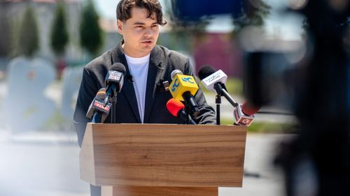 Selly lansează VALIZA.RO, agenție de turism pentru Generația Z