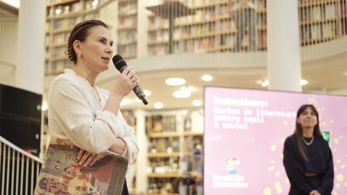 Premiile Cărturino și-au desemnat câștigătoarele la a doua ediție. Cărțile pentru copii au strălucit la Cărturești Carusel