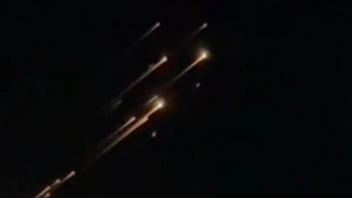 Bloggerii militari ruşi s-au speriat de o nouă catastrofă: dezintegarea unei rachete Oreşnik, după ce o strălucire ciudată a fost observată pe cerul Kazahstanului - VIDEO