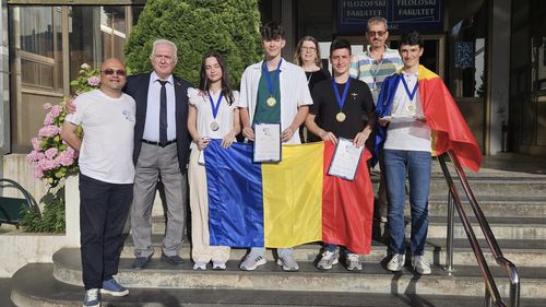 Trei medalii de aur și una de argint pentru elevii olimpici români, la Olimpiada Balcanică de Fizică 2024 / Trei dintre elevi sunt de la același liceu privat din București