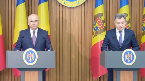 VIDEO Întâlnire între premierii României și Moldovei: „Când la fotbal câștigă Moldova sau România, trăim aceeași emoție de mândrie și de bucurie” / ”O treime din exporturile noastre sunt cumpărate de România”