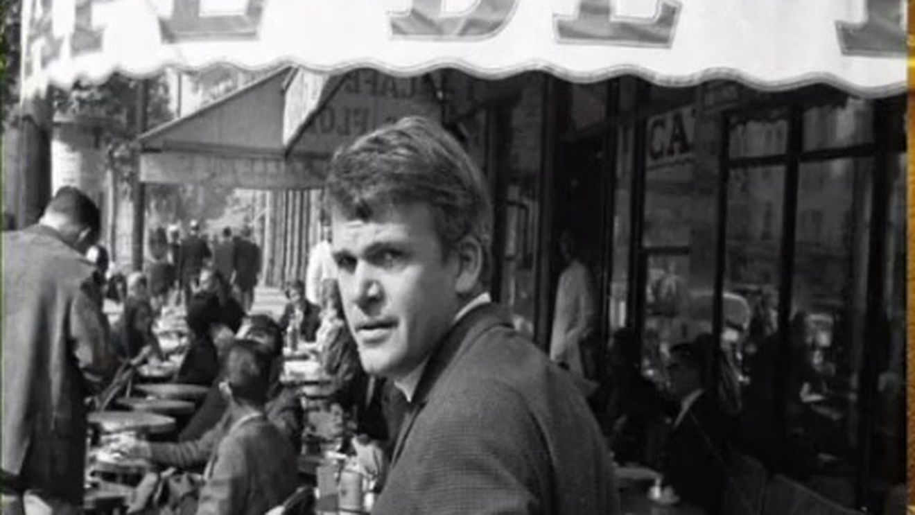 Milan Kundera, incinerat în cea mai strictă intimitate, a anunţat miercuri editura Gallimard