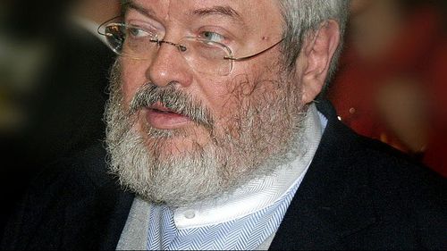 Surse: Politicianul și poetul Szőcs Géza a decedat la Budapesta, infectat cu Covid-19.