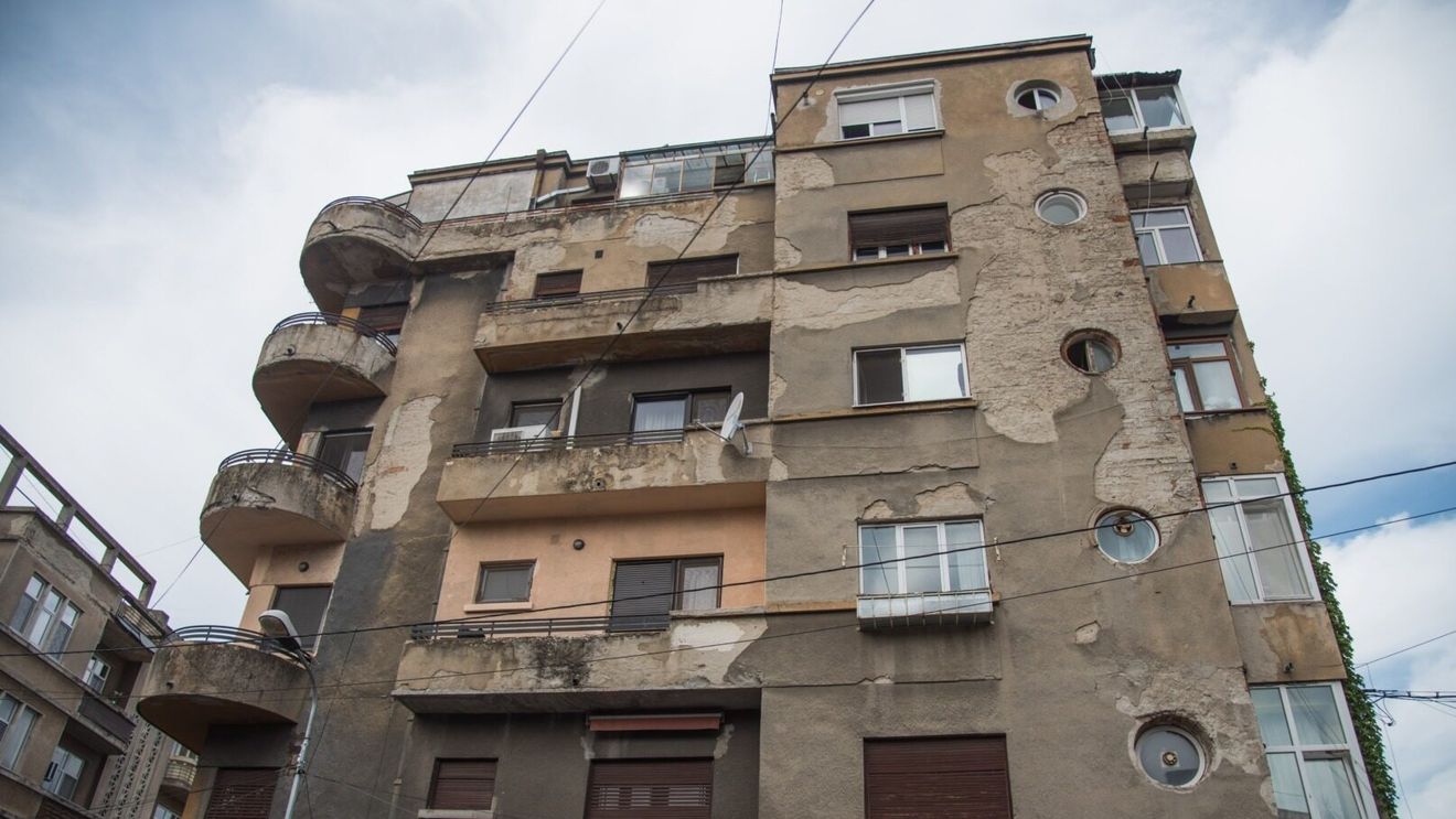 Primăria Capitalei vrea să expertizeze cele 10 imobile la care a lucrat Compania Consolidări şi care nu au fost recepţionate / Nicușor Dan: Proprietarii imobilelor, mutaţi în locuinţe de necesitate în urmă cu doi ani, nu pot intra în posesia locuinţelor