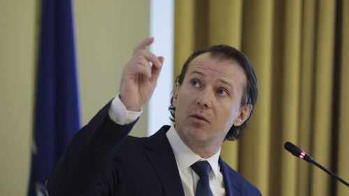 Cîțu i-a mustrat pe tinerii liberali că nu au aplaudat titlul unei cărți de Nassim Taleb: ”Mai avem de lucrat, poate nu la citit, ci la înțeles ce facem noi în politică”