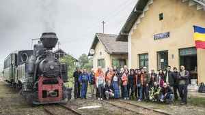 Începe sezonul de plimbări cu mocănița de pe Valea Hârtibaciului, în Sibiu / „Vom avea mai multe ture de noapte cu observații astronomice”