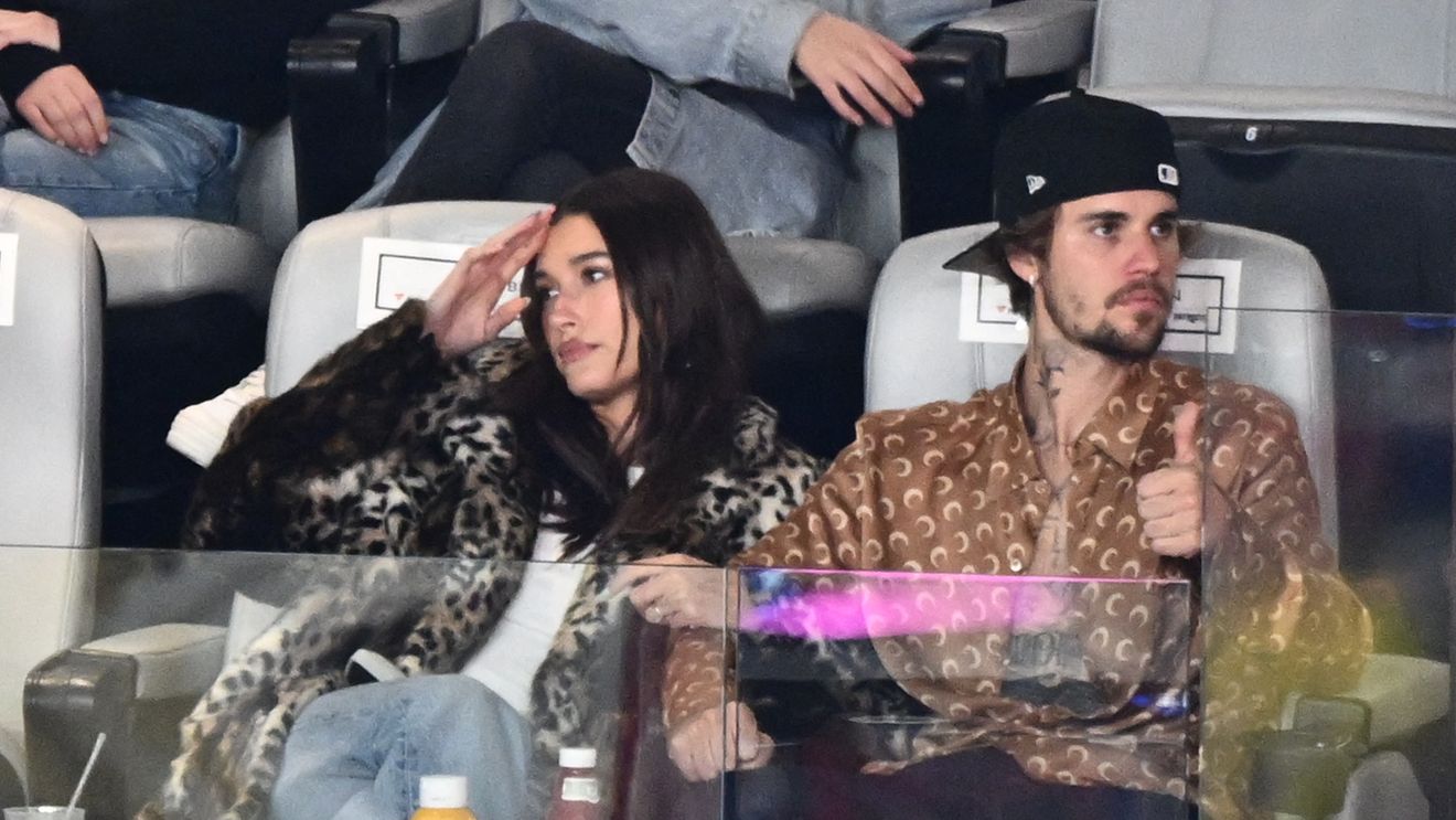 Justin Bieber şi Hailey Bieber au devenit părinţi pentru prima oară. Cei doi au un băieţel