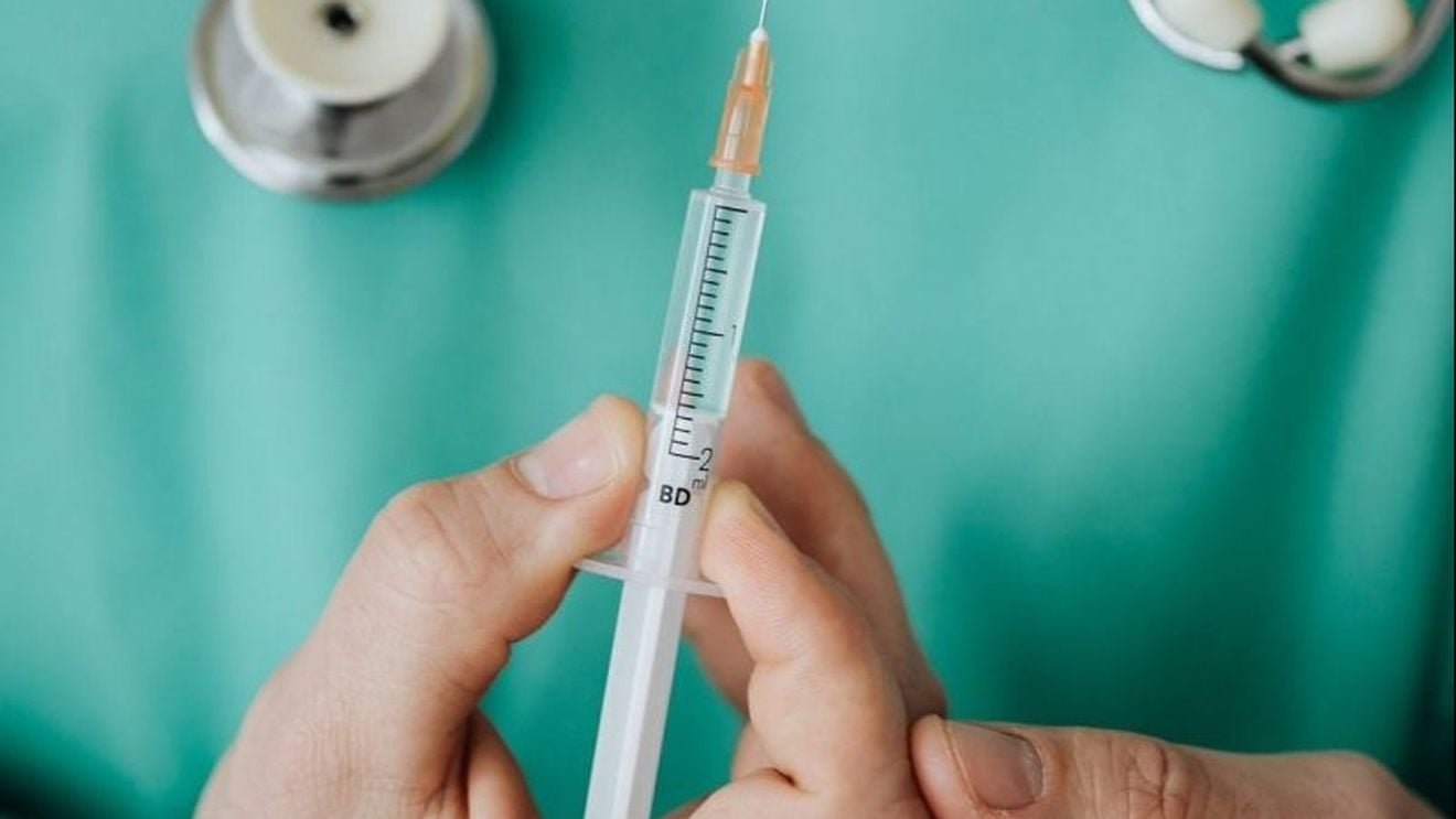 Aproape 2.000 de medici din Italia, suspendaţi din activitate pentru că au refuzat să se vaccineze împotriva COVID-19