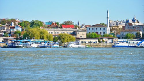 Începe la Tulcea festivalul internaţional de muzică şi teatru - de la opereta Silvia la Lysistrata