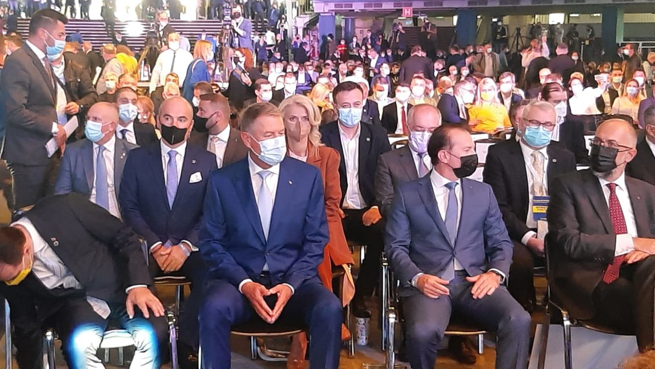 VIDEO Discursul președintelui Iohannis la congresul PNL, întrerupt în mod repetat de susținătorii lui Ludovic Orban