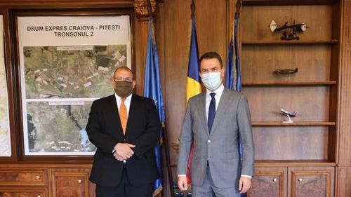 Ministrul Drulă, întâlnire „excelentă” cu însărcinatul cu afaceri al Ambasadei SUA: „Am discutat importanța statului de drept și a unui mediu predictibil pentru business”