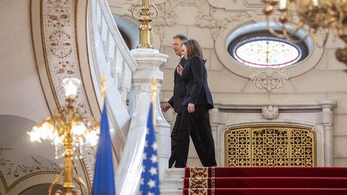 LIVE VIDEO Kamala Harris în România: Vicepreședinta SUA a ajuns la Cotroceni, unde a început discuțiile cu președintele Klaus Iohannis/ Harris a venit la București direct din Polonia în contextul războiului declanșat de Rusia în Ucraina