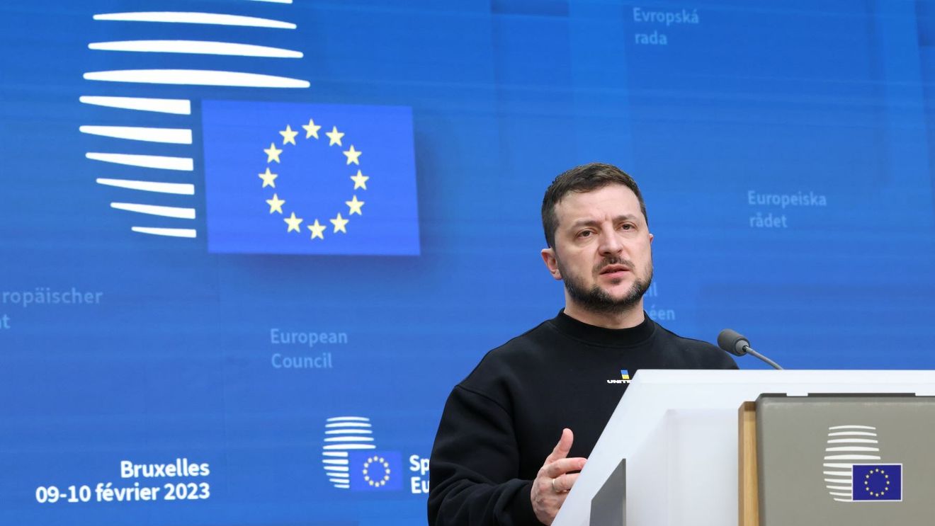 VIDEO Zelenski: Al zecelea pachet de sancţiuni aprobat de UE împotriva Rusiei cuprinde pași împotriva industriei de apărare şi a sectorului financiar al statului terorist şi împotriva propagandiştilor care au înecat societatea rusă în minciuni şi care încearcă să-şi răspândească minciunile în întreaga lume