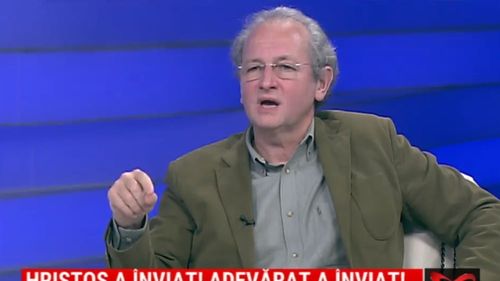 DERAPAJ Dan Puric, despre victimele de la Colectiv: Haimanalele alea abia se pregăteau să dea jos Biserica, să dea jos patriarhul/ Puric a vorbit despre organizarea slujbelor fără credincioși ca despre o conspirație mondială