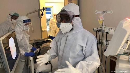 "Nu mă mai interesează cum a erupt boala, eu trebuie să vindec"