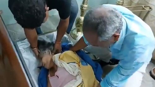 Ecuador: Declarată moartă, o femeie de 76 de ani s-a trezit în mijlocul priveghiului, în sicriu