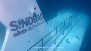 Şase morţi, după scufundarea unui submarin turistic în largul coastelor staţiunii egiptene Hurghada / 29 de persoane au fost salvate