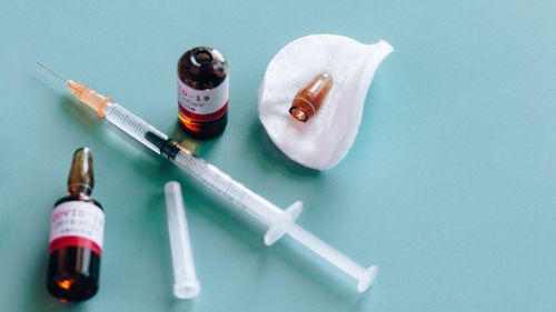 Boomul peptidelor este deja aici, indiferent de statutul lor legal