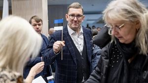 UE avansează încet către un plan de „aderare parțială” pentru țările candidate / Europa trebuie să „își respecte promisiunile” față de cei care doresc să adere, a declarat premierul estonian Kristen Michal