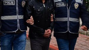 Peste 250 de persoane reţinute în Turcia pentru presupuse legături cu organizaţii teroriste / Poliția suspectează că extremişti religioşi au complotat pentru a comite atacuri de Anul Nou