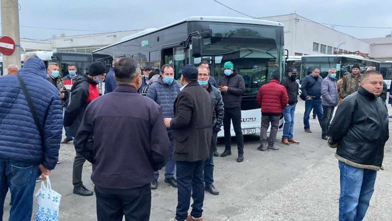 Primarul Chirică anunță trei majorări salariale pentru șoferii Companiei de Transport public din Iași, două de 150 de lei și una de 200 de lei