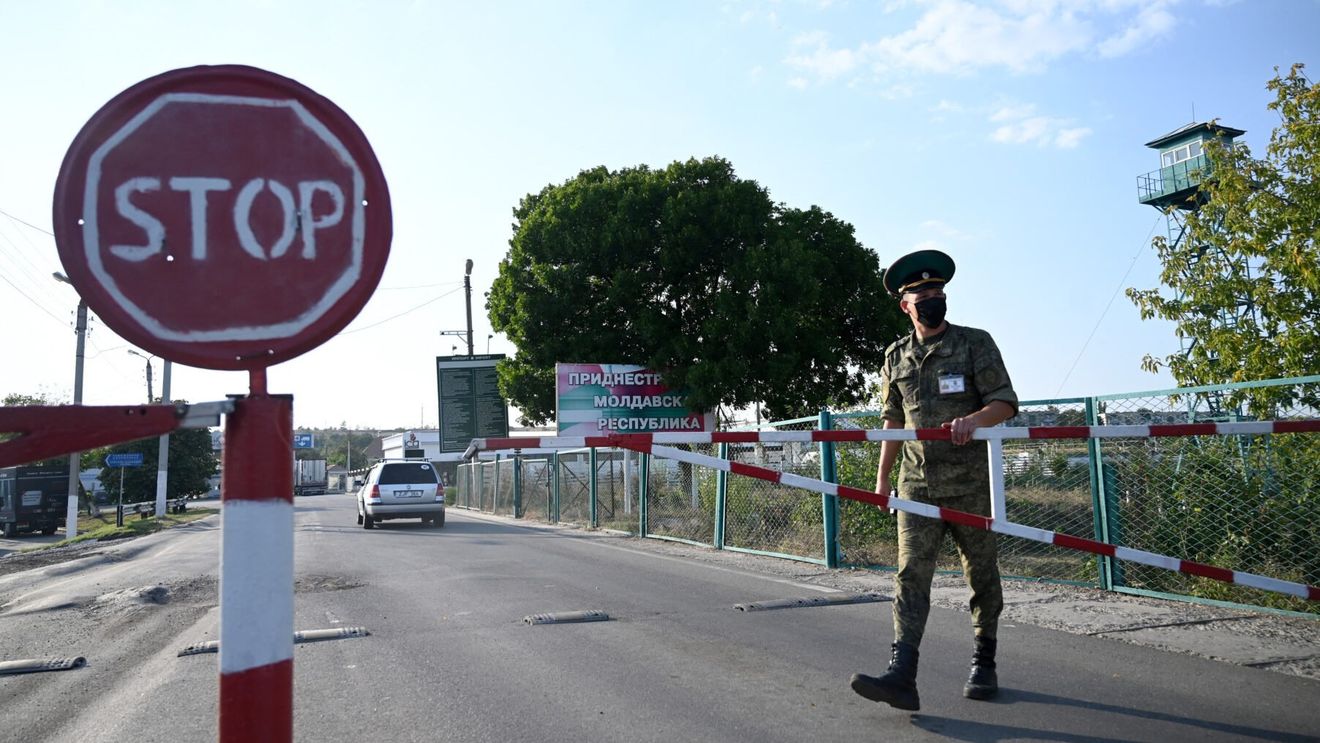 Regiunea separatistă Transnistria reduce întreruperile de curent electric la 3 ore / Multe fabrici au trecut la schimbul de noapte, când reţeaua de electricitate e mai puţin solicitată /O fabrică de ciment din oraşul Rîbniţa s-a închis