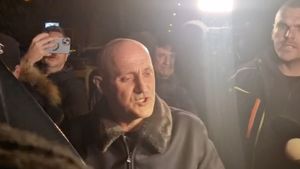 Potra le cere generalilor din jandarmerie să-i aresteze „pe cei care au dat lovitura de stat„ / ”Atâta timp cât România e condusă de slugile globaliștilor nu se rezolvă nimic în România”