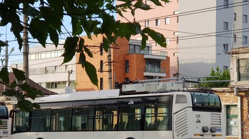 VIDEO Nicuşor Dan: Sindicaliştii au atras atenţia că există un pericol de incendiu la tramvaie şi troleibuze, administraţia Capitalei nu a făcut nimic