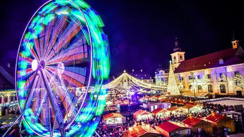 Vizitatorii au cheltuit aproximativ 20 de milioane de euro la Târgul de Crăciun din Sibiu / ”Am atins un număr record de peste 500.000 de vizitatori”