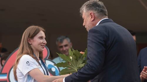 Măsuri din ”planul pentru țară” al candidatului PSD Marcel Ciolacu: Scutire de impozit pe venit pentru tinerii până la 26 de ani/ Statul preia cheltuiele cu dezintoxicarea în cazul consumatorilor de droguri