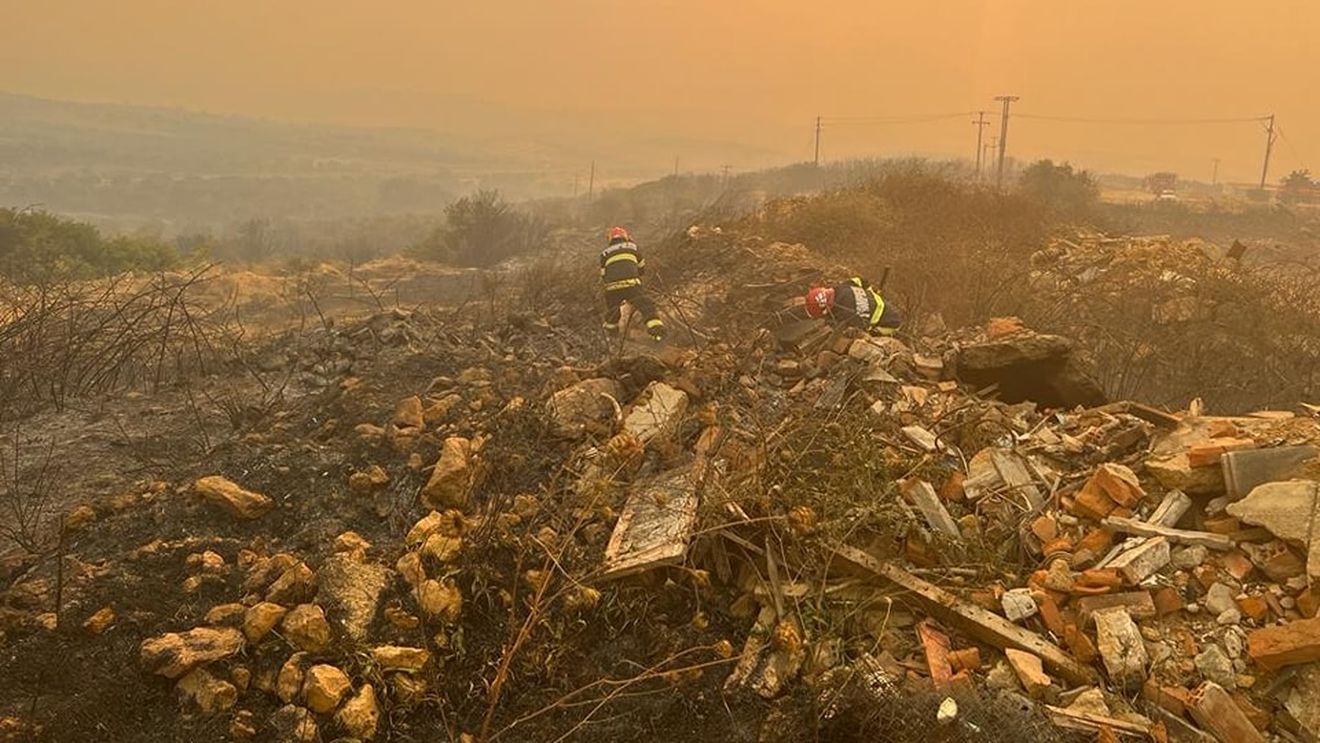MAE, atenţionare de călătorie în Grecia: Risc ridicat de incendii forestiere