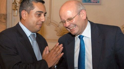 Efectele deciziei CCR: Judecătorul Iulian Dragomir, preşedintele completului din procesul lui Dragnea, va fi schimbat. În locul lui va veni un judecător tras la sorţi. Dispare majoritatea actuală de 3:2 considerată defavorabilă lui Liviu Dragnea