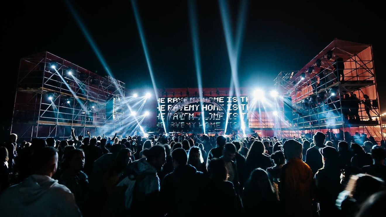Muzica electronică în Timișoara: ce șanse are să revină la perioada de glorie când TMBase era destinația principală pentru fanii de clubbing din România