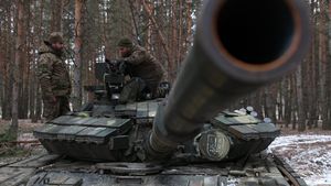Cel puţin patru morţi şi nouă răniţi, inclusiv un copil, în bombardamente ruse la Herson în Ajunul Crăciunului. Armata rusă a atins zone rezidenţiale, instalaţii medicale, o şcoală