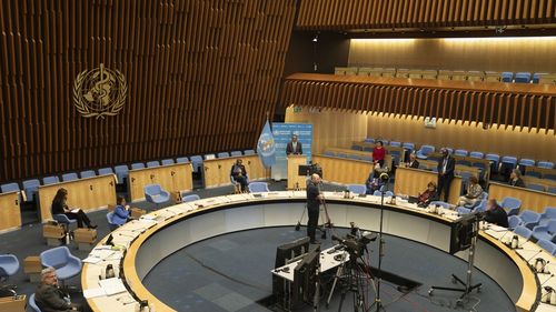 Comitetul OMS pentru pandemia de COVID evaluează dacă trebuie menținut în continuare cel mai înalt grad de alertă