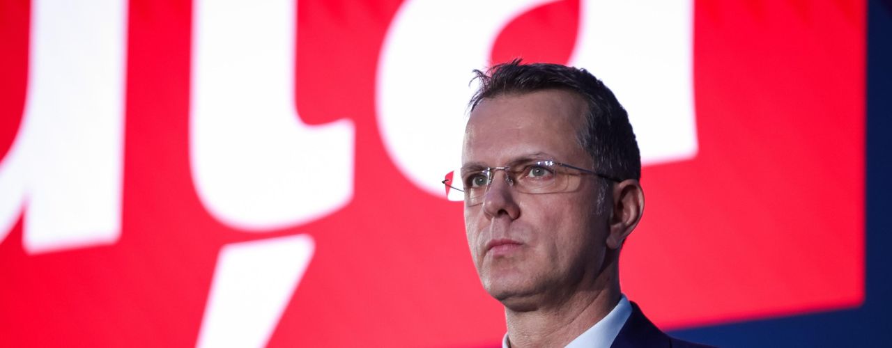 UPDATE Mai mulți lideri USR vor cere ca partidul să îi retragă sprijinul politic lui Ionuț Moșteanu după scandalul diplomei de licență. Moșteanu ar putea demisiona – Surse