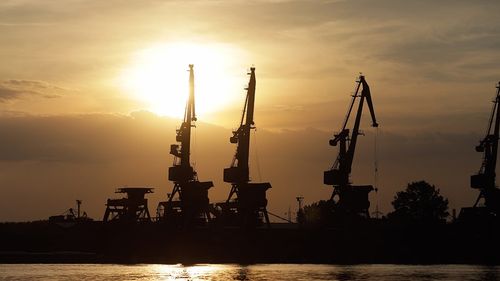 Au început lucrările de 28 milioane de euro la terminalul Ro-Ro din Portul Galați