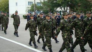 Elevii şi studenţii din instituţiile de învăţământ ale MApN vor fi testaţi pentru depistarea noului coronavirus, la reluarea cursurilor în format fizic