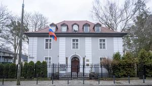 Polonia inițiază o acțiune în justiție pentru a recupera clădirea consulatului rus din Gdańsk, în timp ce Moscova amenință cu „consecințe dureroase”