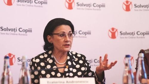 Andronescu plănuieşte segregarea copiilor cu dificultăţi de învăţare: Mă gândeam să-i împărţim mai mulţi într-un loc şi să punem profesori de sprijin acolo