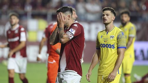 Rapid București pierde în Giulești în fața Petrolului/ Două autogoluri au făcut diferența