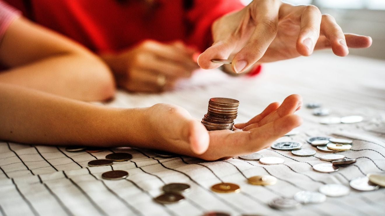 Violeta Alexandru spune că vrea în continuare interzicerea cumulului pensiei cu salariul de la stat: Nu spun că e vina persoanei care se pensionează la 45 de ani, dacă acesta e cadrul legal, eu spun că avem o problemă de corectitudine în societate