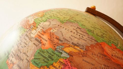 Kîrgîzstan şi Uzbekistan şi-au avertizat cetăţenii să nu se înroleze în armata rusă