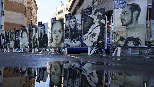 Bolojan, la 10 ani de la tragedia din clubul Colectiv: Sunt încă multe lucruri de schimbat în felul în care statul român se raportează la cetăţean şi la societate. Soluţia nu este să stai pe margine şi să arunci cu pietre de frica sondajelor, ci să îţi asumi abordări şi răspunsuri corecte la problemele reale şi grave