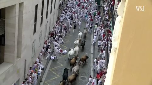 VIDEO Mai multe persoane au fost rănite în prima zi a eliberării taurilor la renumita sărbătoare „San Fermin”, la Pamplona